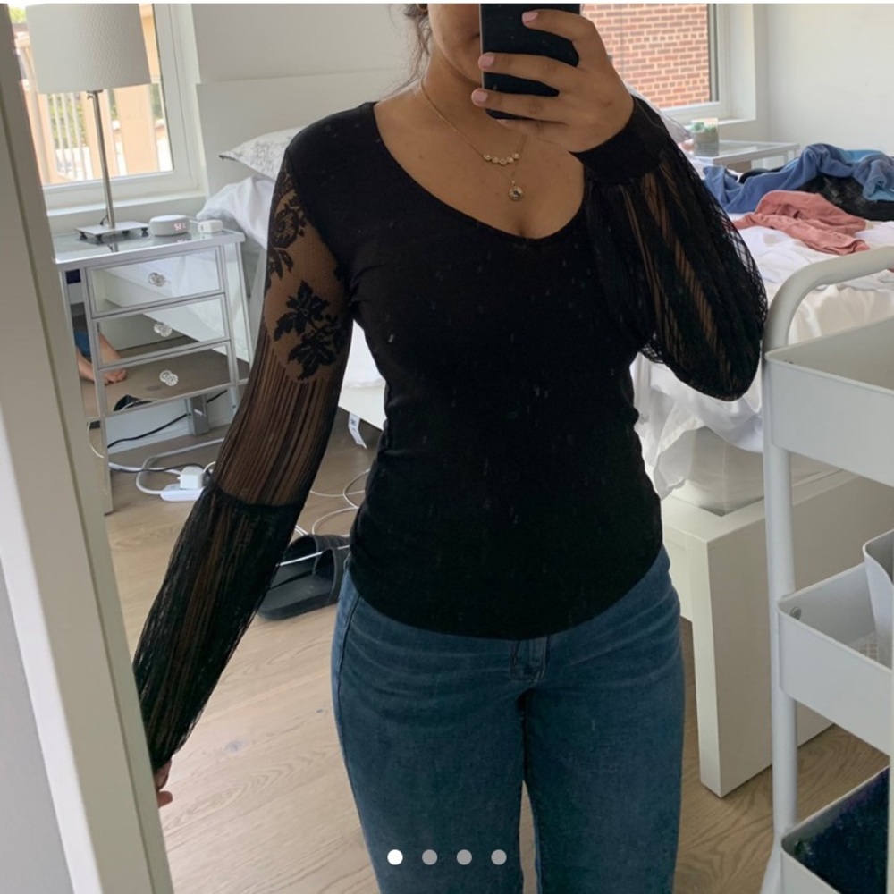 Black long sleeve blouse